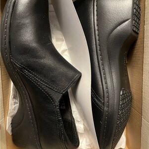 New, Clarks, 7.5M, Black